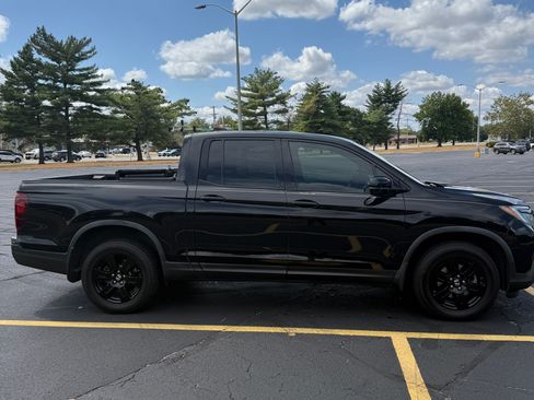 Used 2018 Honda Ridgeline Black Edition image 4