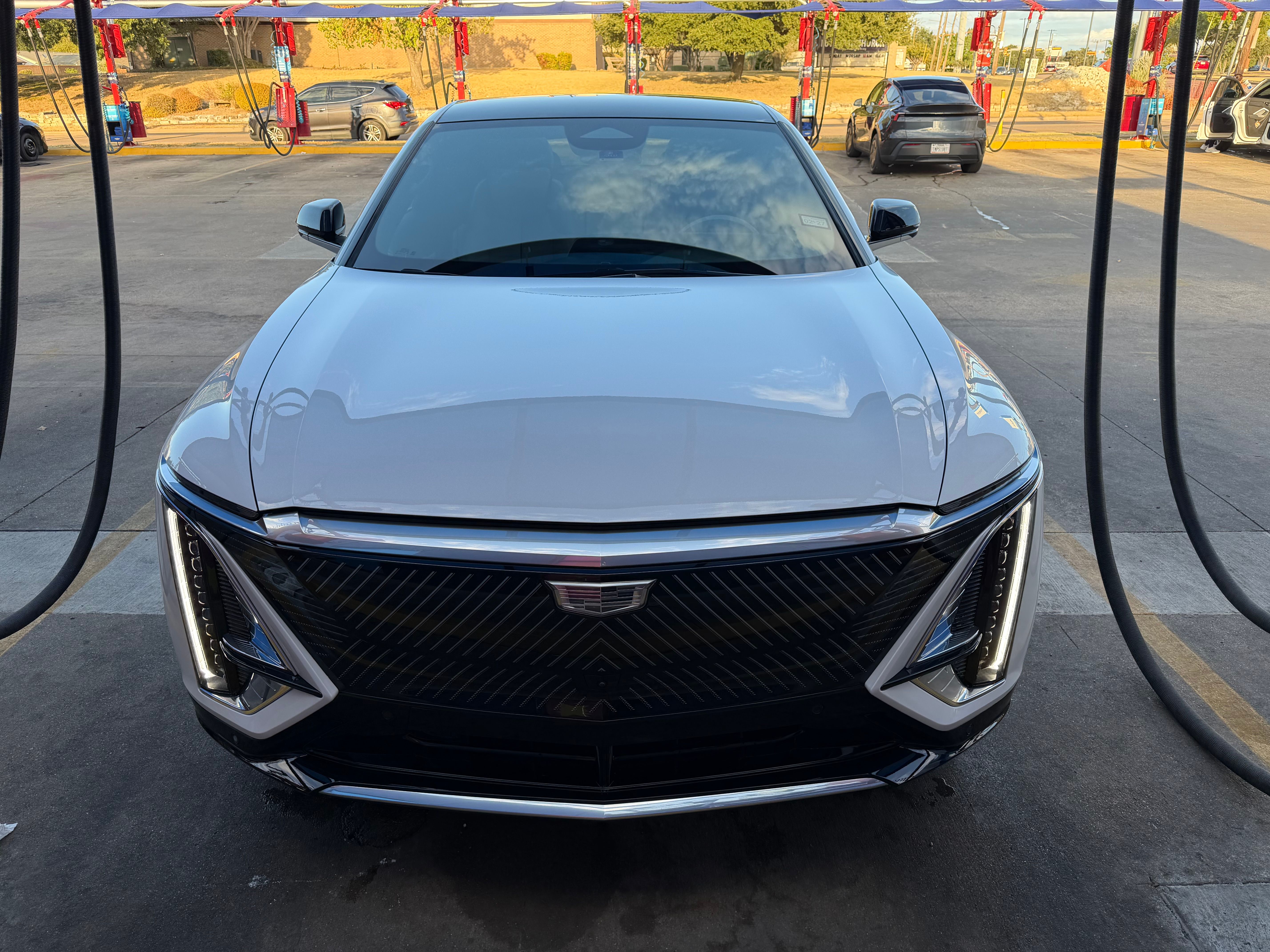 Used 2024 Cadillac Lyriq Luxury RWD image 1
