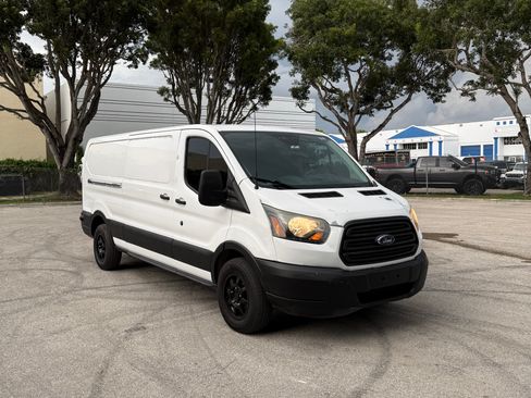 Used 2018 Ford Transit 250 148 Low Roof RWD image 2