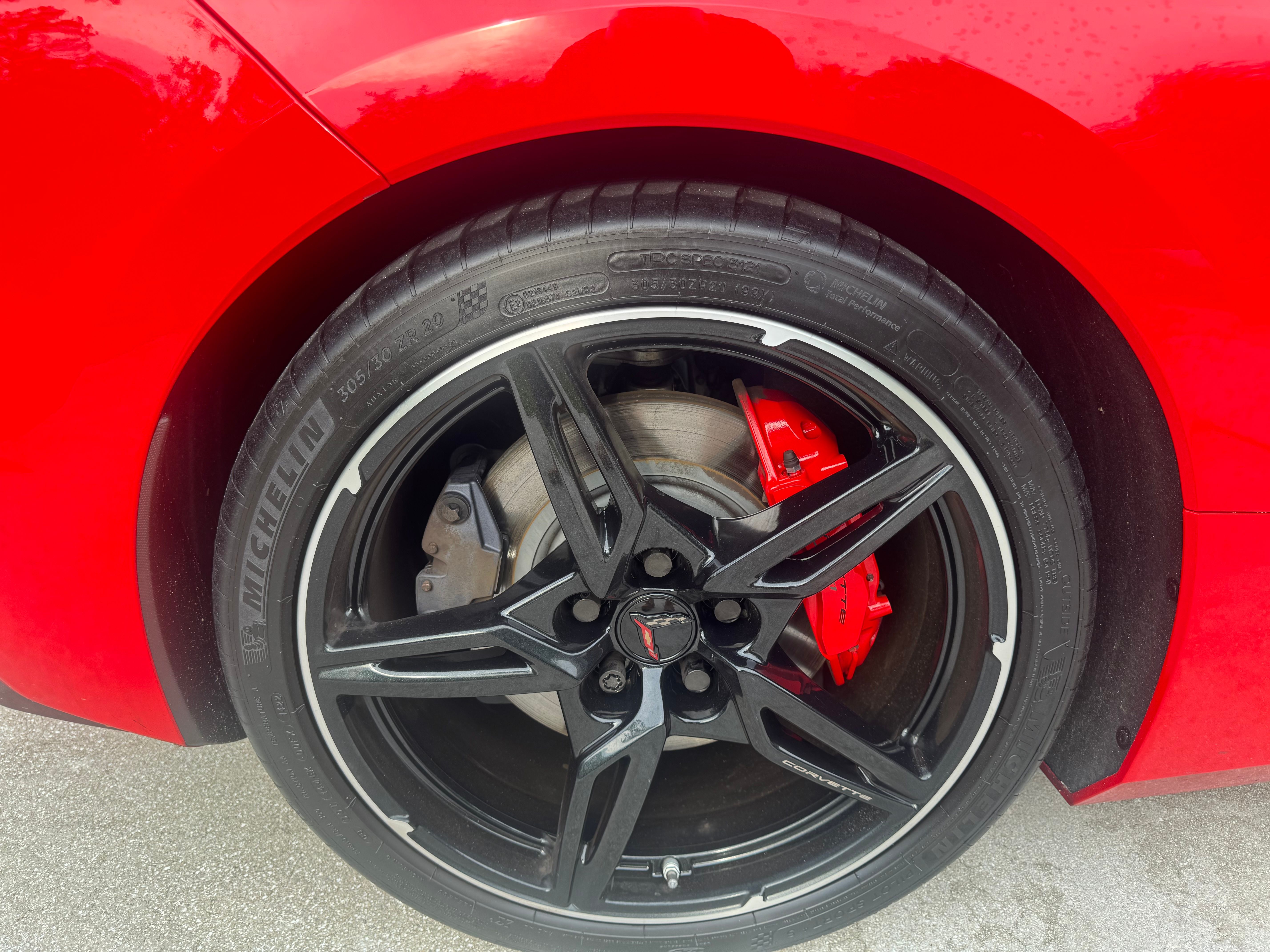 Used 2022 Chevrolet Corvette Stingray Preferred Cpe w/ Z51 Performance Package RWD image 23