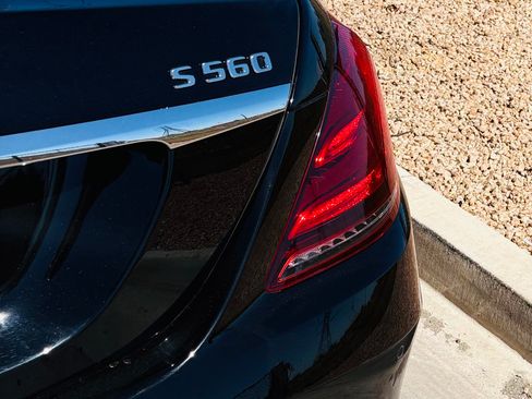 Used 2020 Mercedes-Benz Maybach S 560 4MATIC image 4