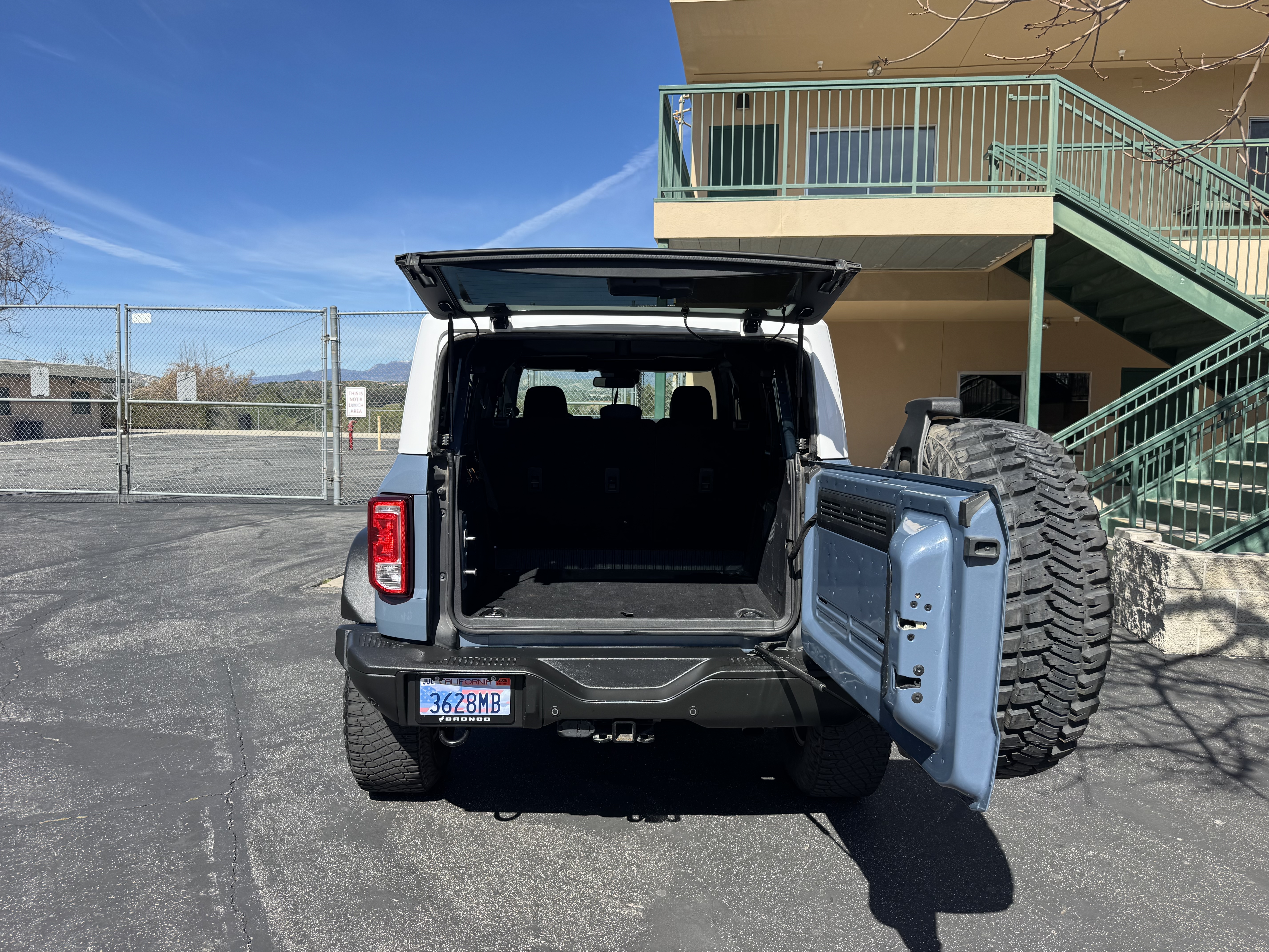 Used 2023 Ford Bronco Heritage Edition AWD/4WD image 6