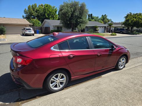 Used 2016 Chevrolet Cruze LT w/ Convenience Package image 15