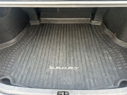 Used 2018 Toyota Camry XLE image 14