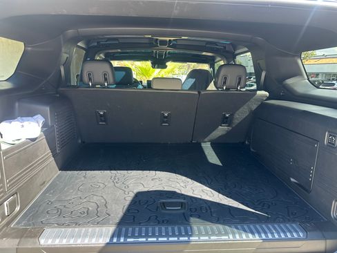 Used 2024 GMC Hummer EV 3X image 13