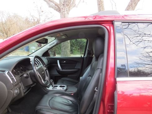 Used 2012 GMC Acadia SLT image 4