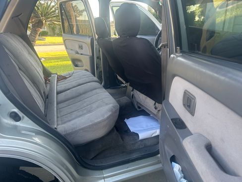 Used 2002 Toyota 4Runner SR5 image 15