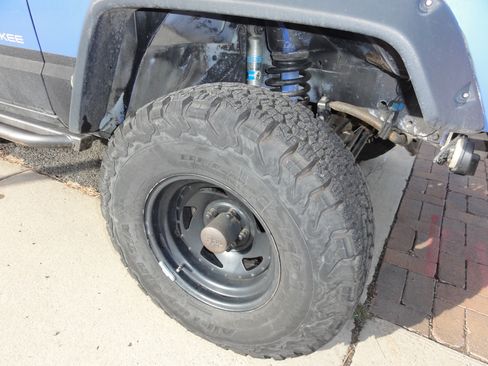 Used 1997 Jeep Cherokee Sport image 18