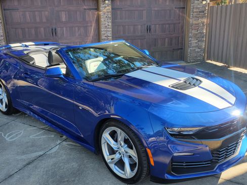 Used 2019 Chevrolet Camaro SS w/ LPO, Ground Effects Package image 2
