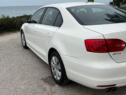 Used 2013 Volkswagen Jetta SE FWD image 8