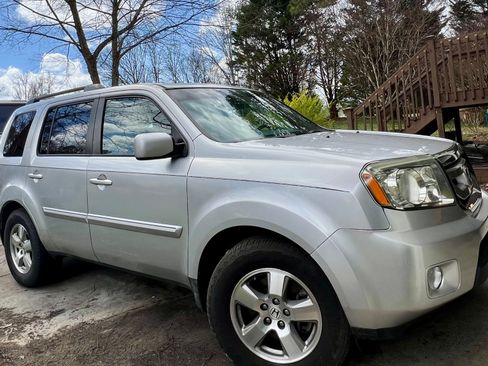 Used 2011 Honda Pilot EX-L image 17