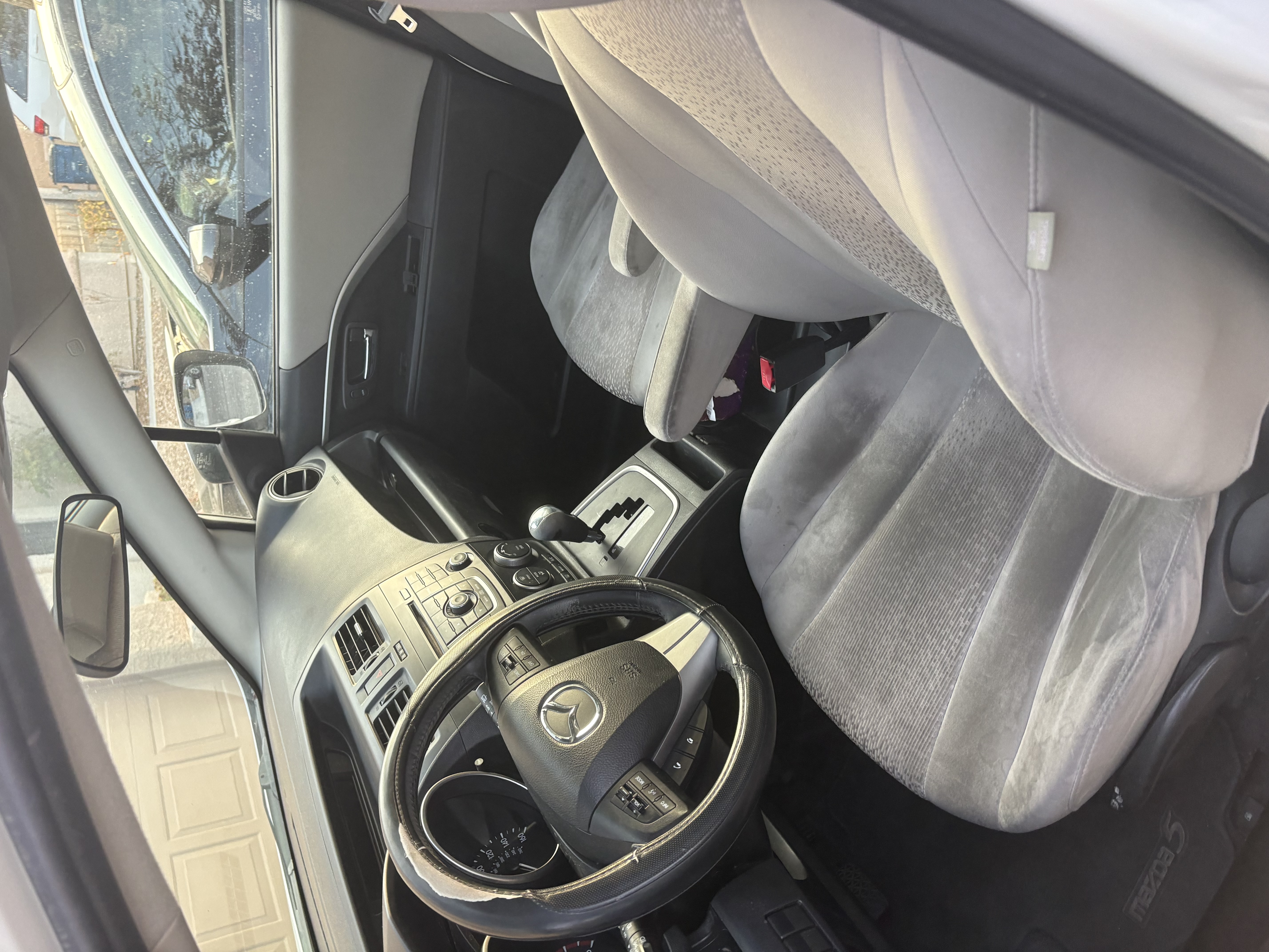 Used 2012 MAZDA MAZDA5 Touring FWD image 6