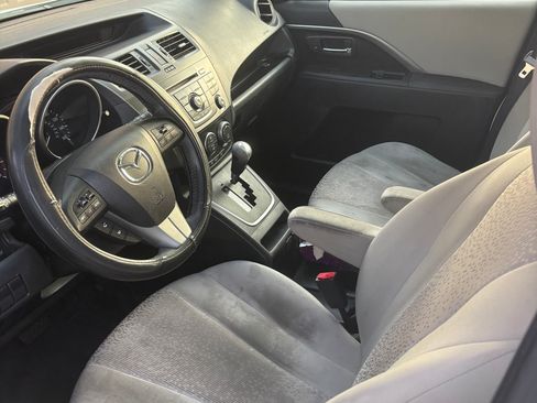 Used 2012 MAZDA MAZDA5 Touring FWD image 6