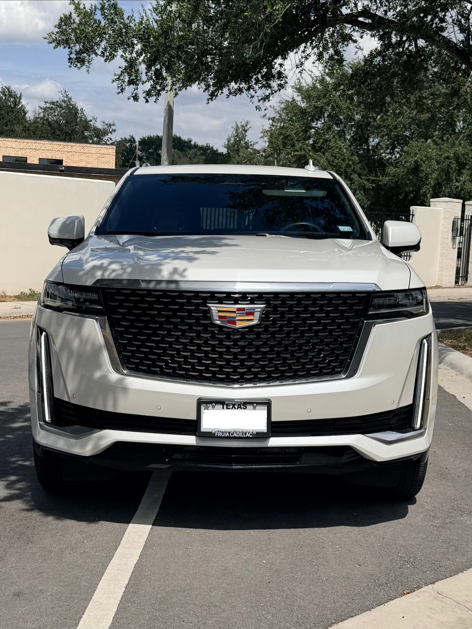 Used 2024 Cadillac Escalade Premium Luxury w/ Performance Package RWD image 6