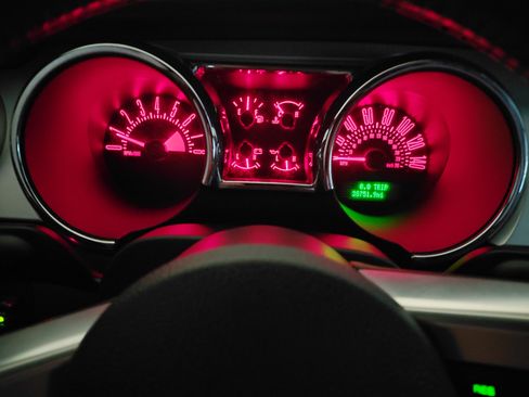 Used 2006 Ford Mustang GT Premium image 28