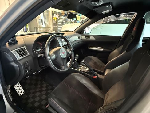Used 2010 Subaru Impreza WRX STI AWD/4WD image 9