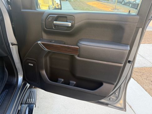 Used 2021 GMC Sierra 1500 SLT w/ SLT Premium Plus Package image 26