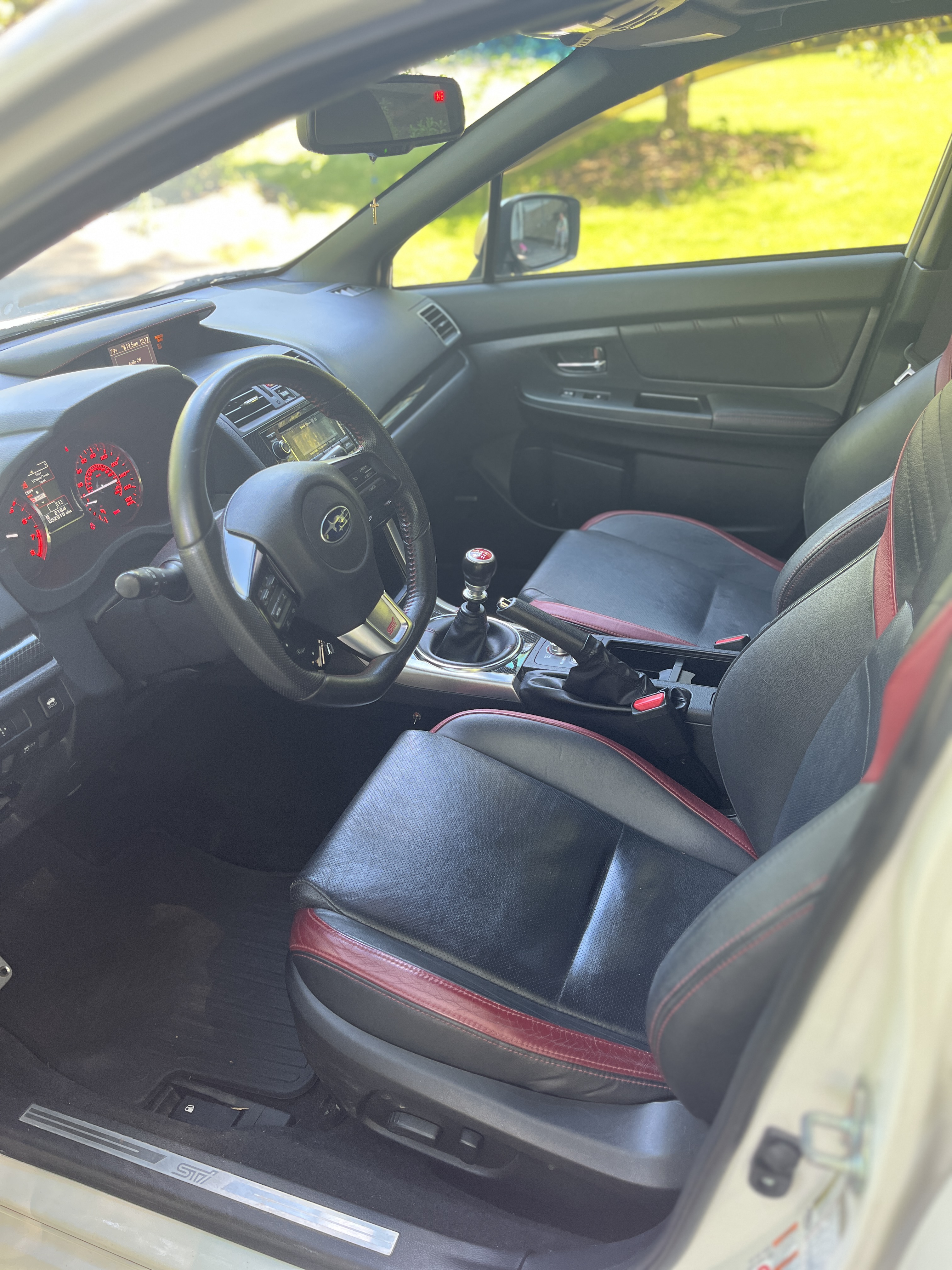 Used 2015 Subaru WRX STI Limited AWD/4WD image 8