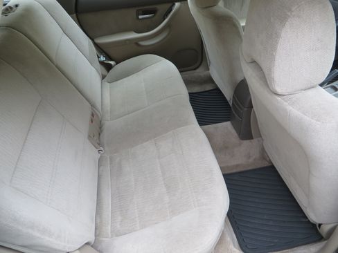 Used 2000 Subaru Outback Wagon 4D image 13