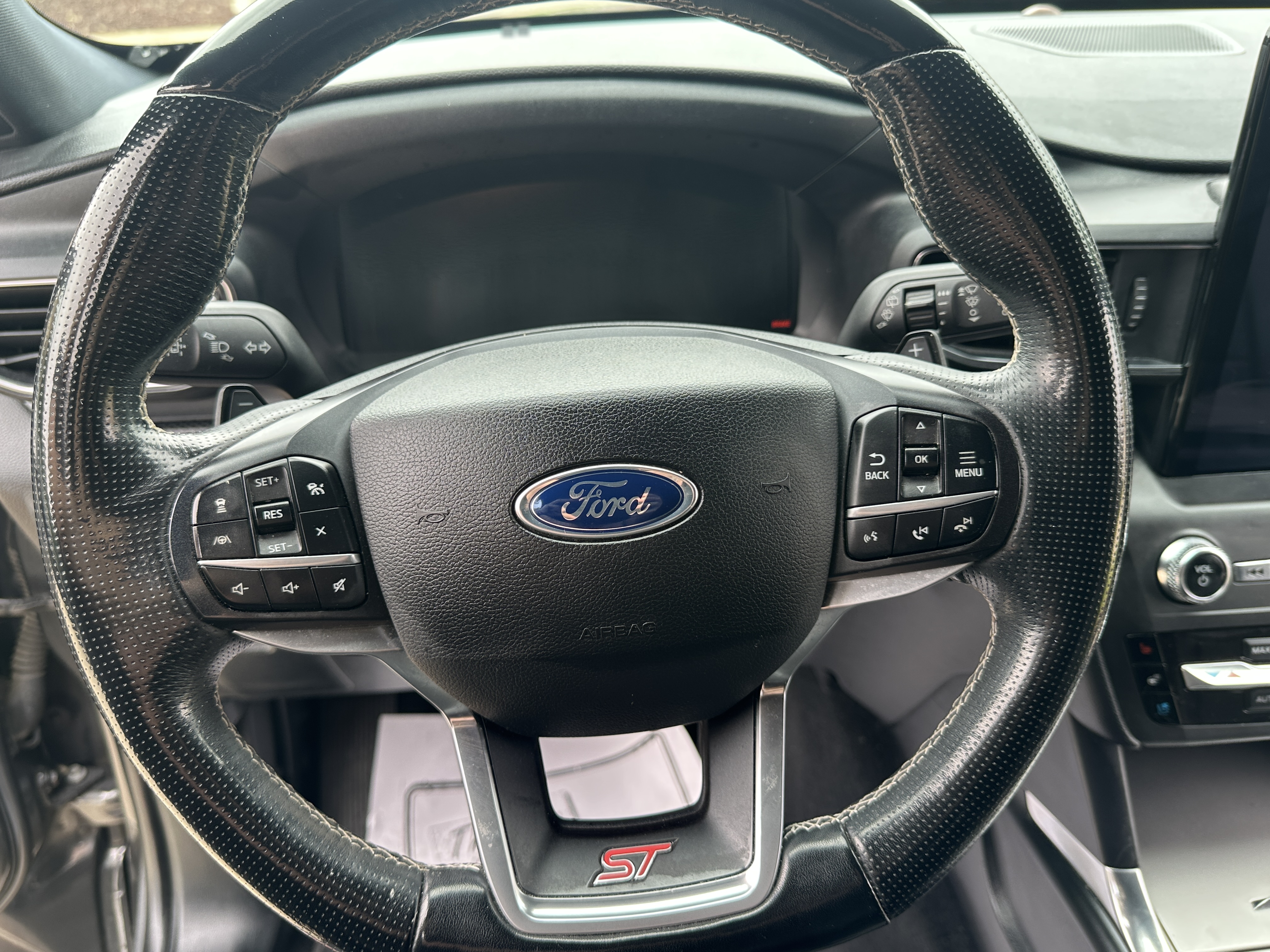 Used 2020 Ford Explorer ST w/ Premium Technology Package AWD/4WD image 15