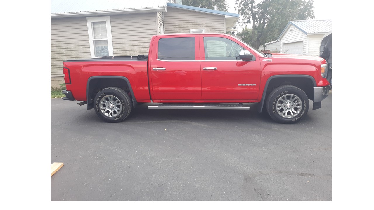 Used 2015 GMC Sierra 1500 SLE w/ SLE Value Package AWD/4WD image 1