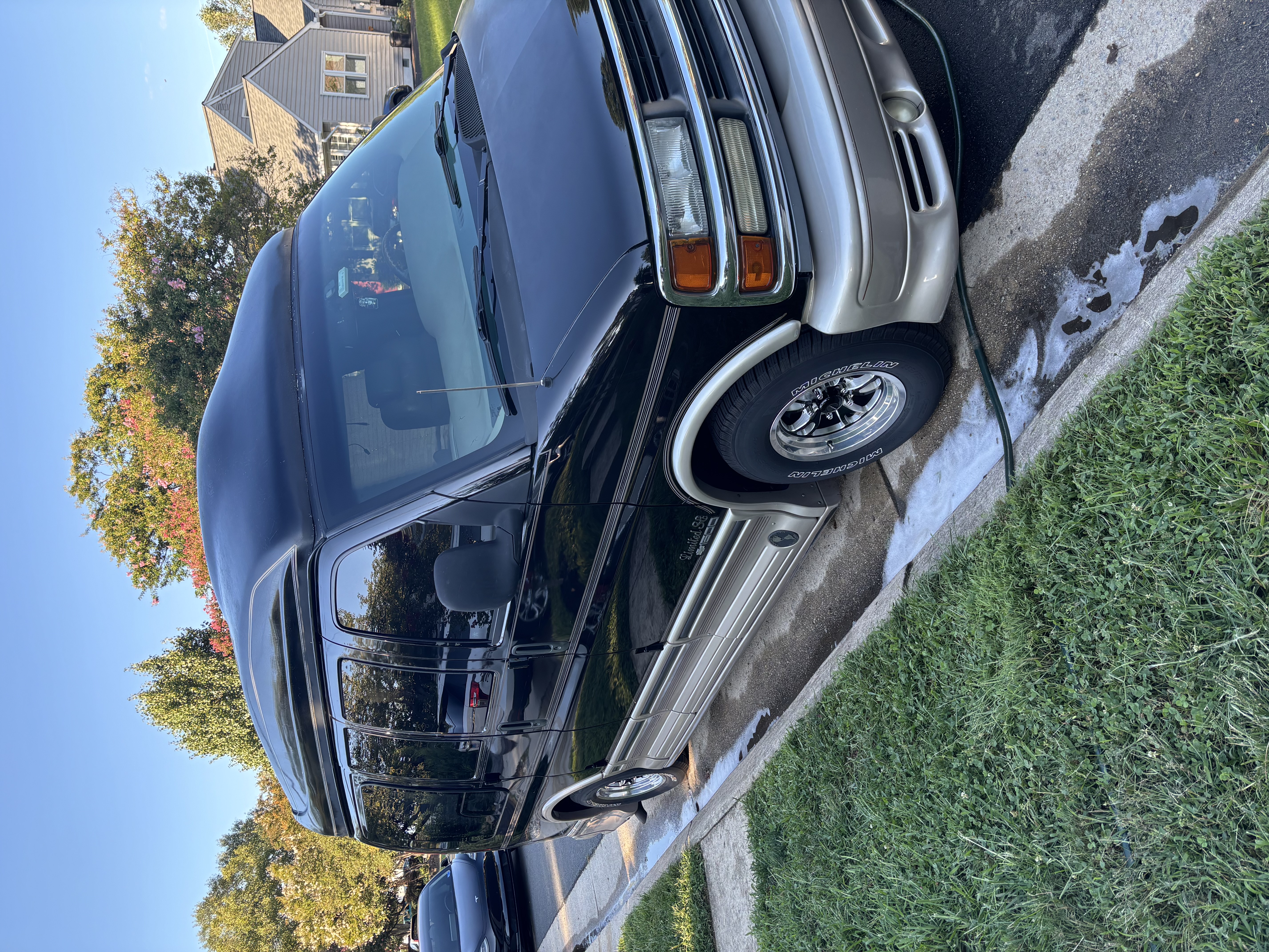 Used 1999 Chevrolet Express 1500 w/ Convenience Pkg RWD image 9