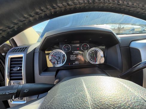 Used 2016 RAM 3500 Laramie image 5