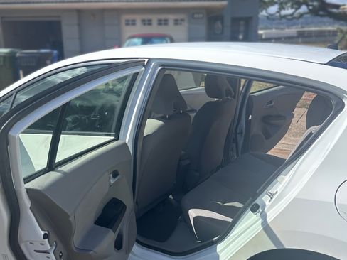 Used 2014 Honda Insight LX image 13