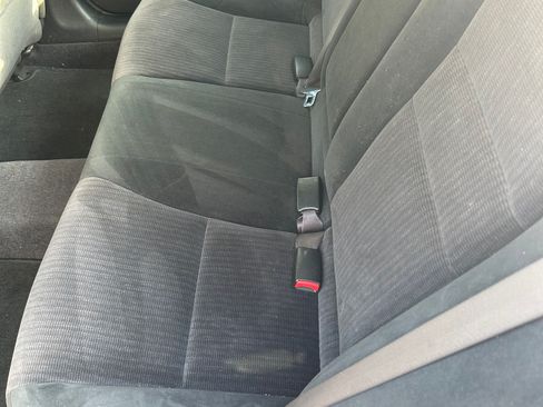 Used 2004 Honda Accord LX image 8