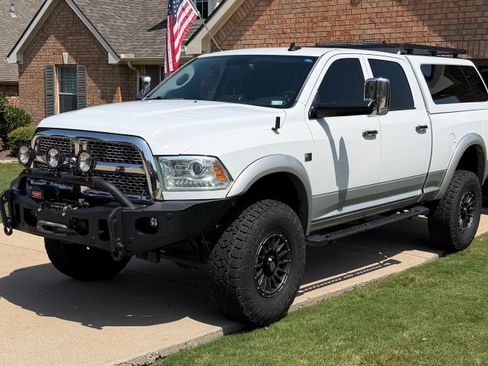 Used 2016 RAM 2500 Laramie AWD/4WD image 6