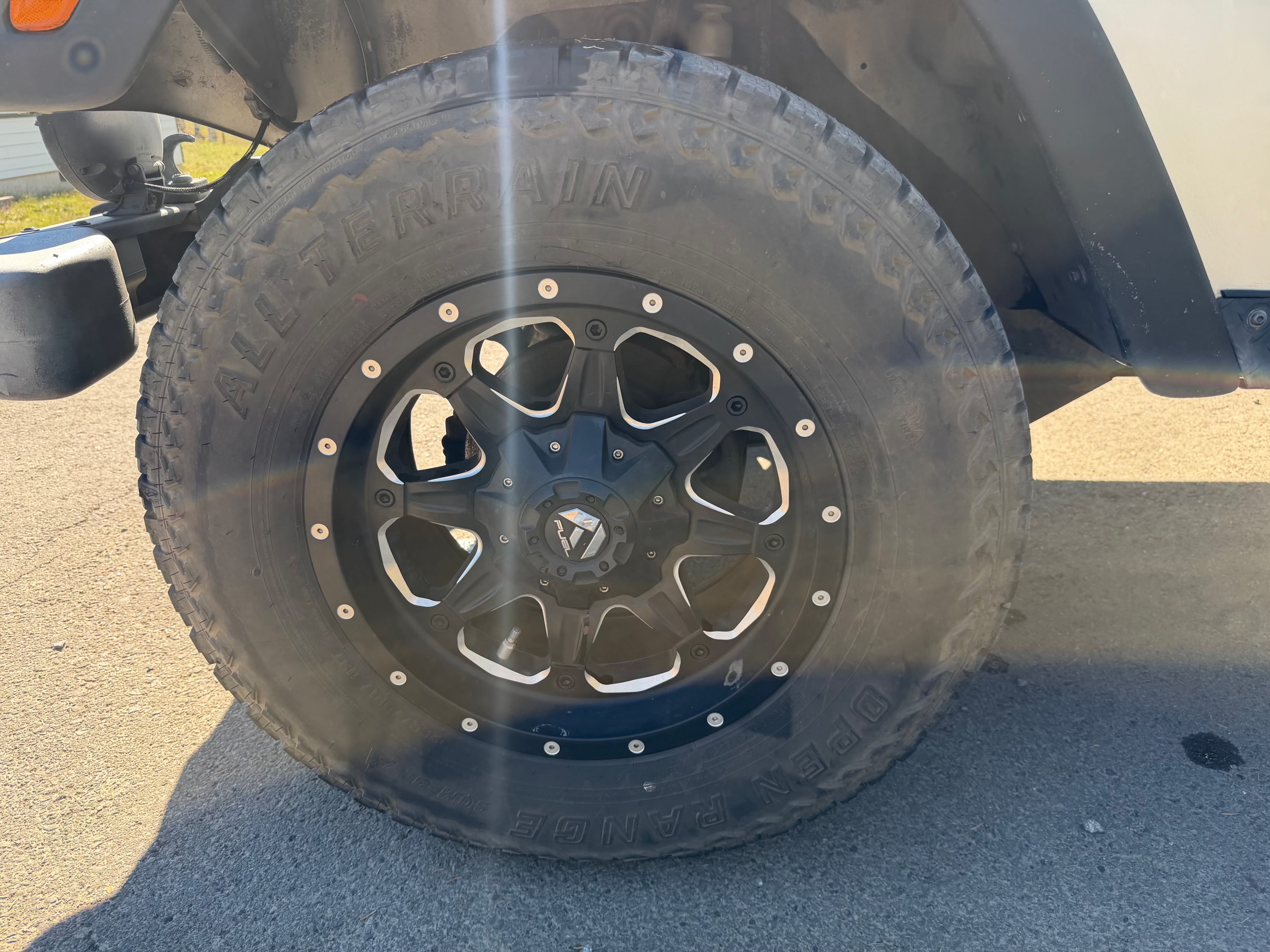 Used 2006 Jeep Wrangler Sport w/ 30" Tire & Wheel Group AWD/4WD image 12