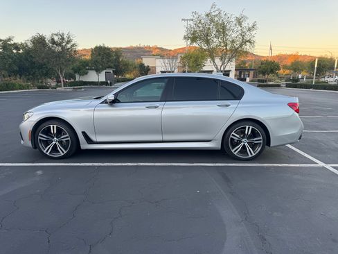 Used 2016 BMW 750i xDrive image 6