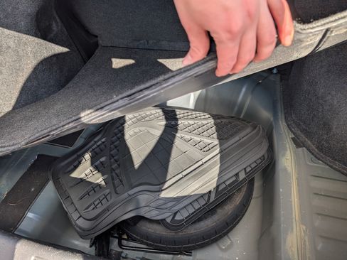 Used 2018 Nissan Sentra S image 22