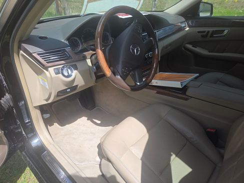 Used 2013 Mercedes-Benz E 350 BlueTEC Sedan image 18