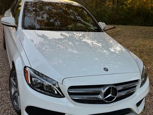 Used 2015 Mercedes-Benz C 300 Sedan image 29