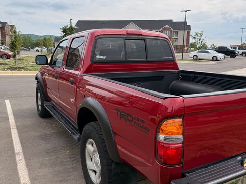 Used 2002 Toyota Tacoma PreRunner RWD image 6