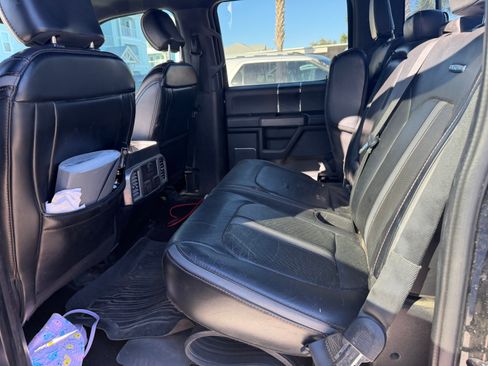 Used 2019 Ford F150 Platinum w/ Equipment Group 701A Luxury image 9