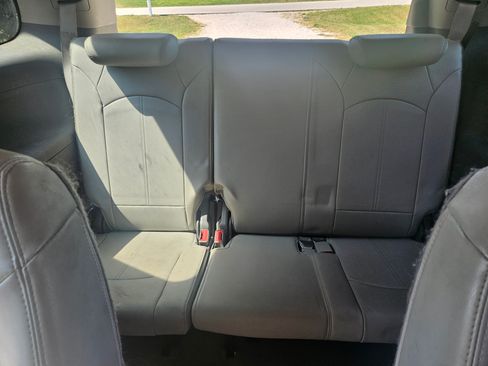 Used 2014 GMC Acadia SLT FWD image 11