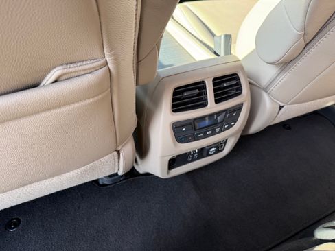 Used 2019 Honda Pilot Touring image 25