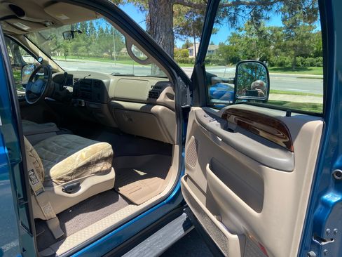 Used 2000 Ford F250 4x4 Crew Cab Super Duty image 10