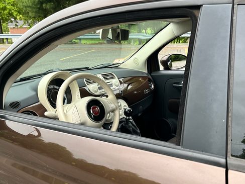 Used 2013 FIAT 500 Pop FWD image 6