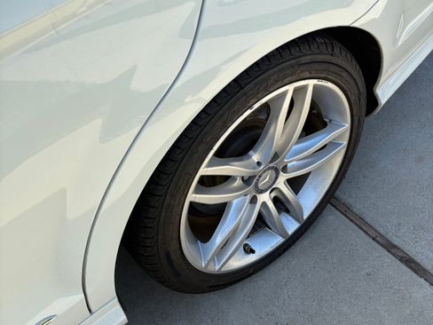 Used 2012 Mercedes-Benz C 250 Sedan image 6