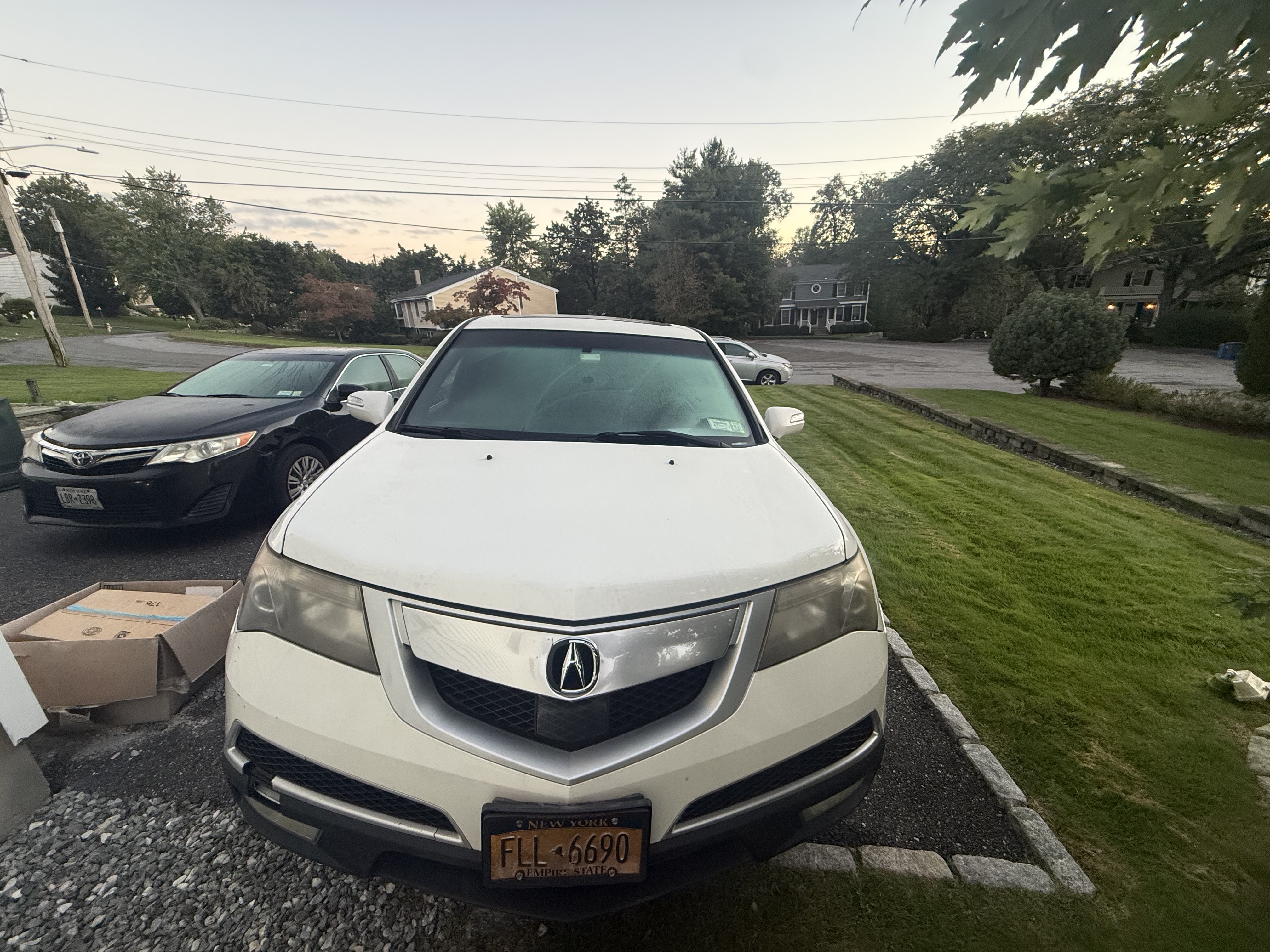 Used 2011 Acura MDX w/ Advance Package AWD/4WD image 22