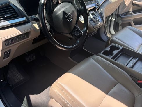 Used 2018 Honda Odyssey EX-L image 6