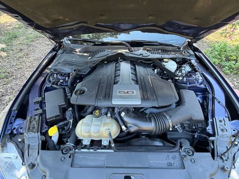 Used 2018 Ford Mustang GT Premium image 14