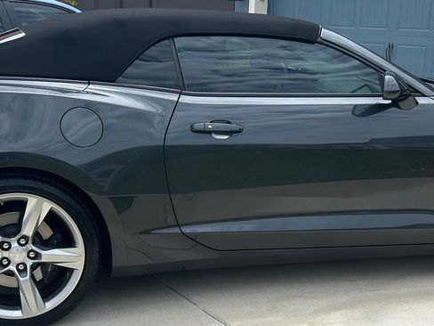 Used 2018 Chevrolet Camaro SS RWD image 8