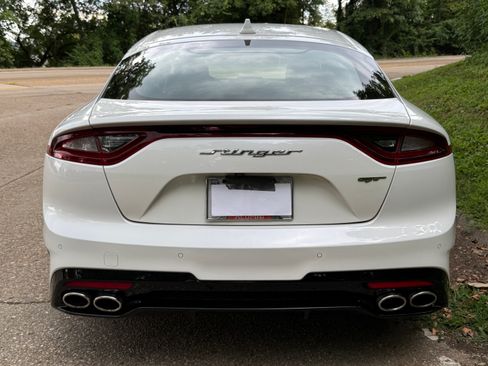 Used 2019 Kia Stinger GT2 AWD/4WD image 8