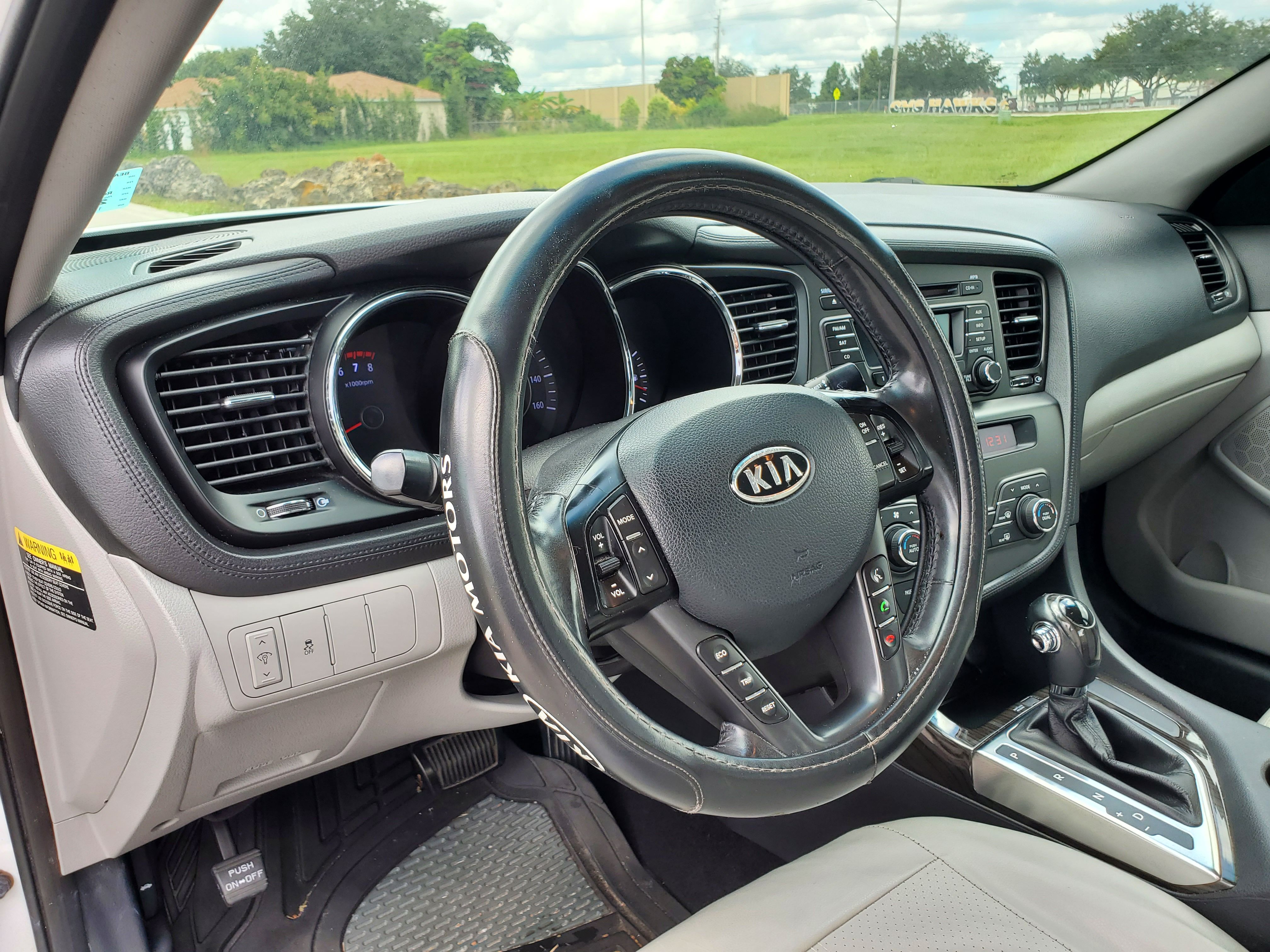 Used 2012 Kia Optima EX FWD image 14