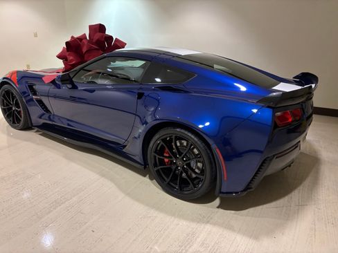 Used 2019 Chevrolet Corvette Grand Sport RWD image 9