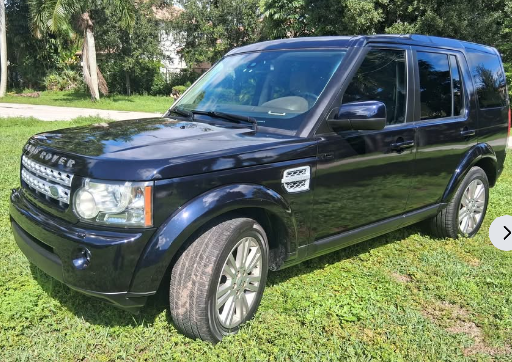 Used 2011 Land Rover LR4 HSE AWD/4WD image 1